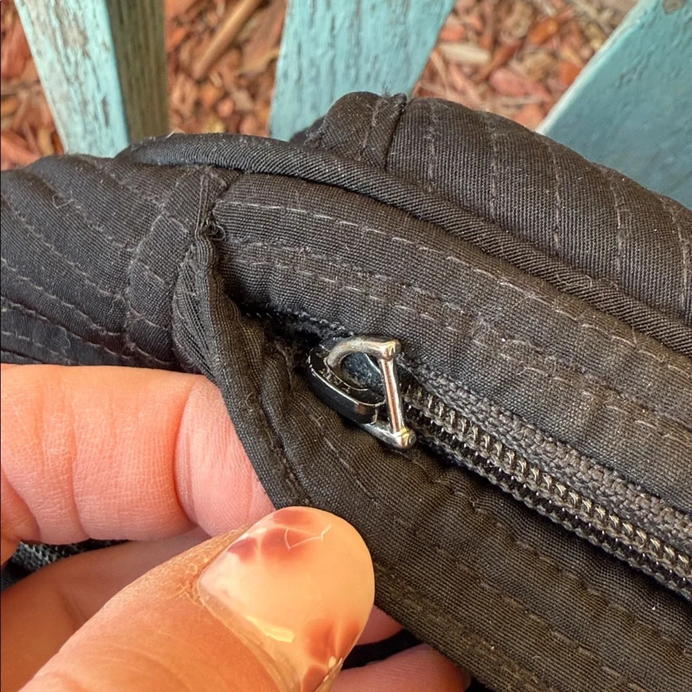 Vera Bradley Black Quilted Campus Backpack~pls read!